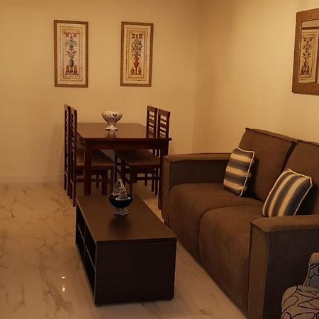 Piso 2da línea de playa en Marbella Apartamento Exterior foto